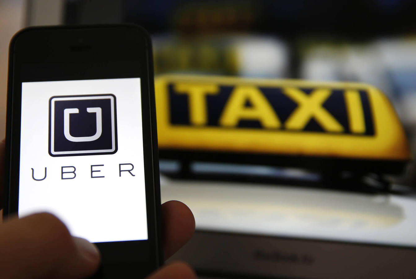 Uber vs Taxi - IPo Uber jiz v roce 2019